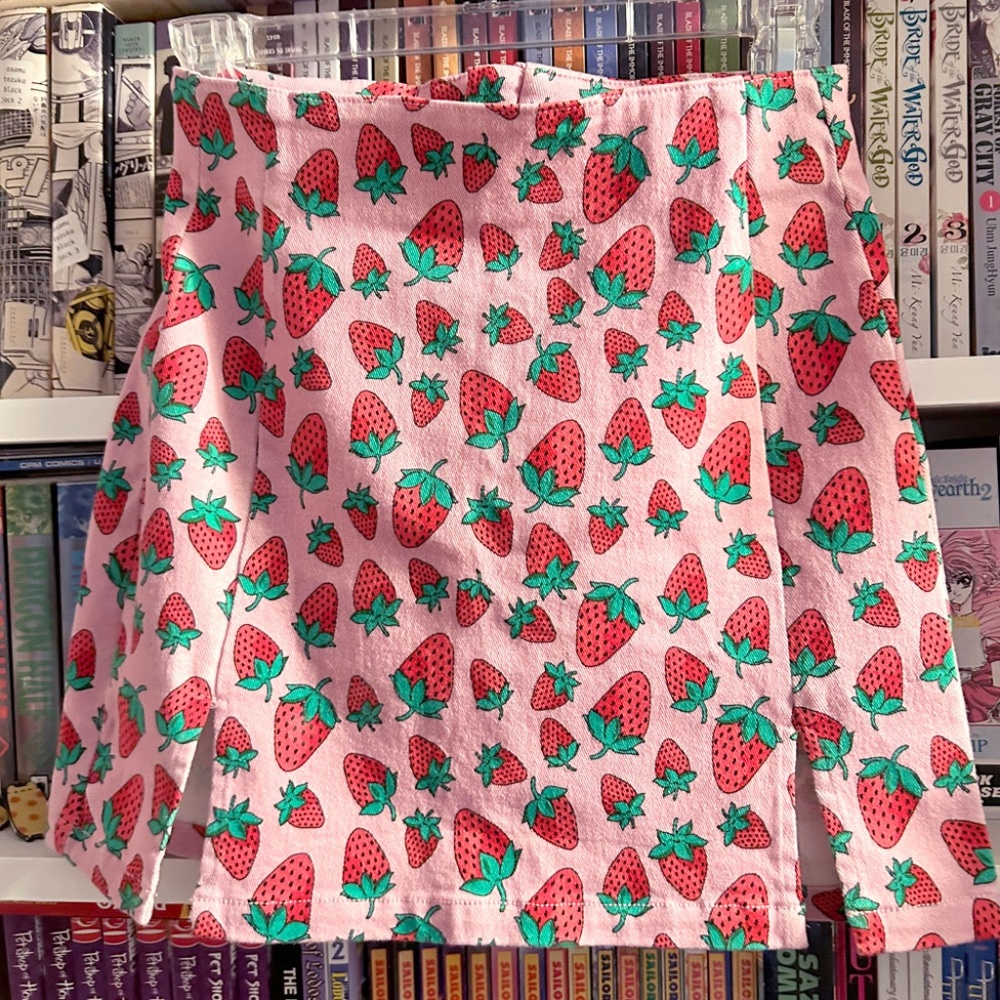 Sugar Thrillz Strawberry Fields Denim Skirt & Lace Up Tank Top XS